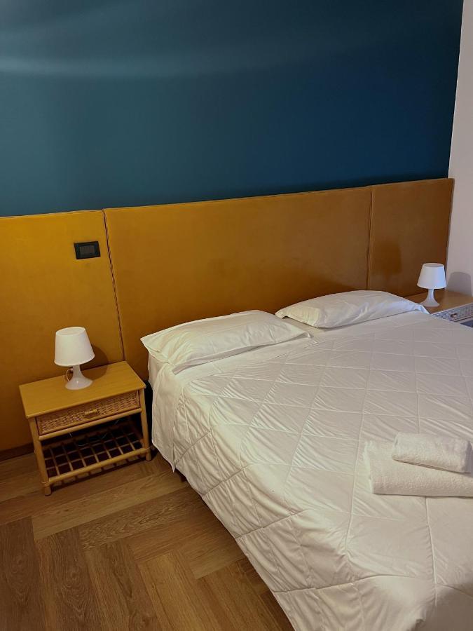 Front Lake Apartment باردولينو المظهر الخارجي الصورة