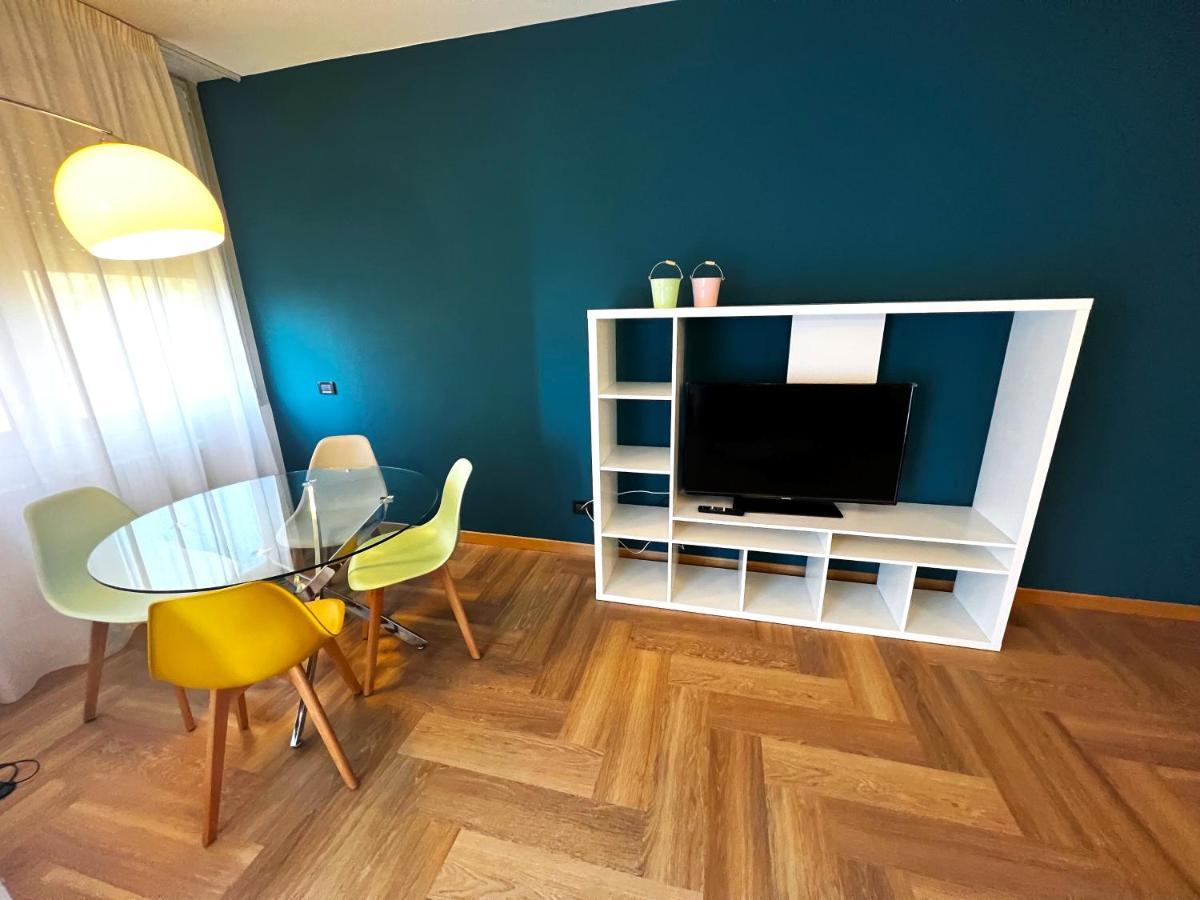 Front Lake Apartment باردولينو المظهر الخارجي الصورة