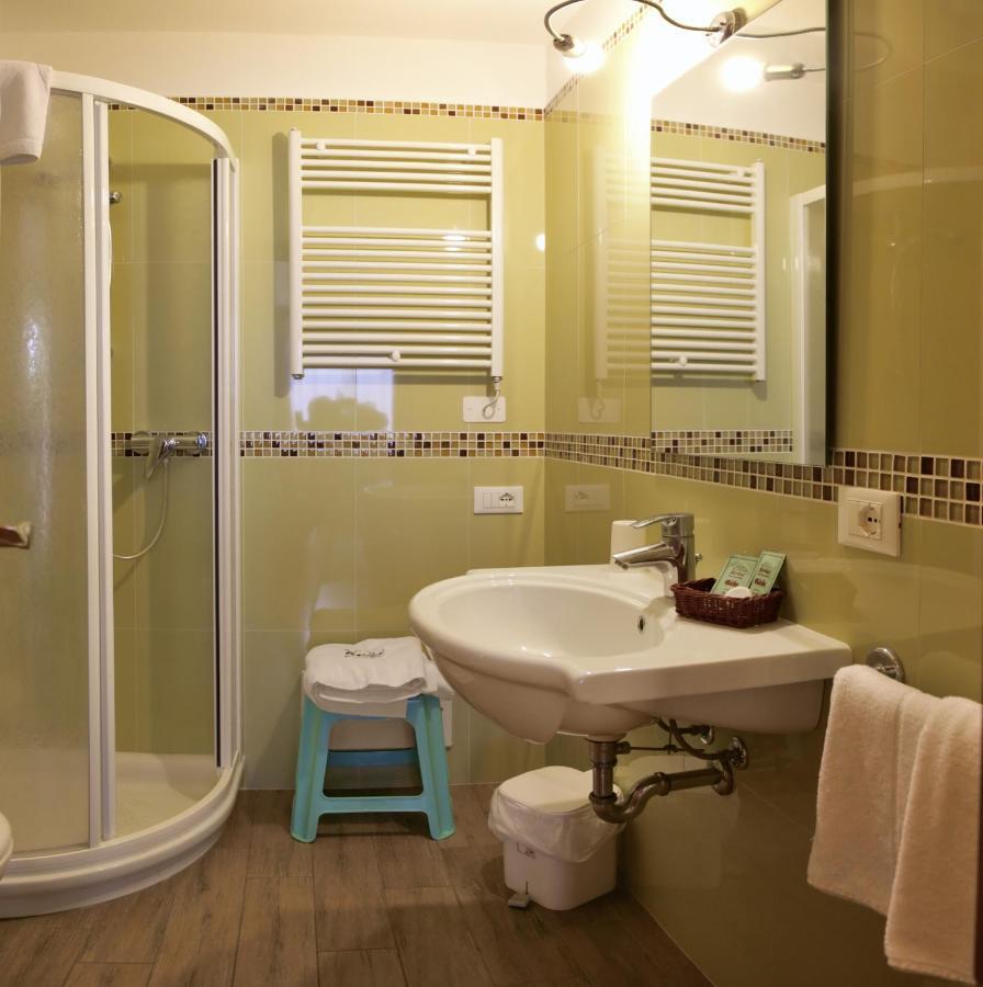 Front Lake Apartment باردولينو المظهر الخارجي الصورة