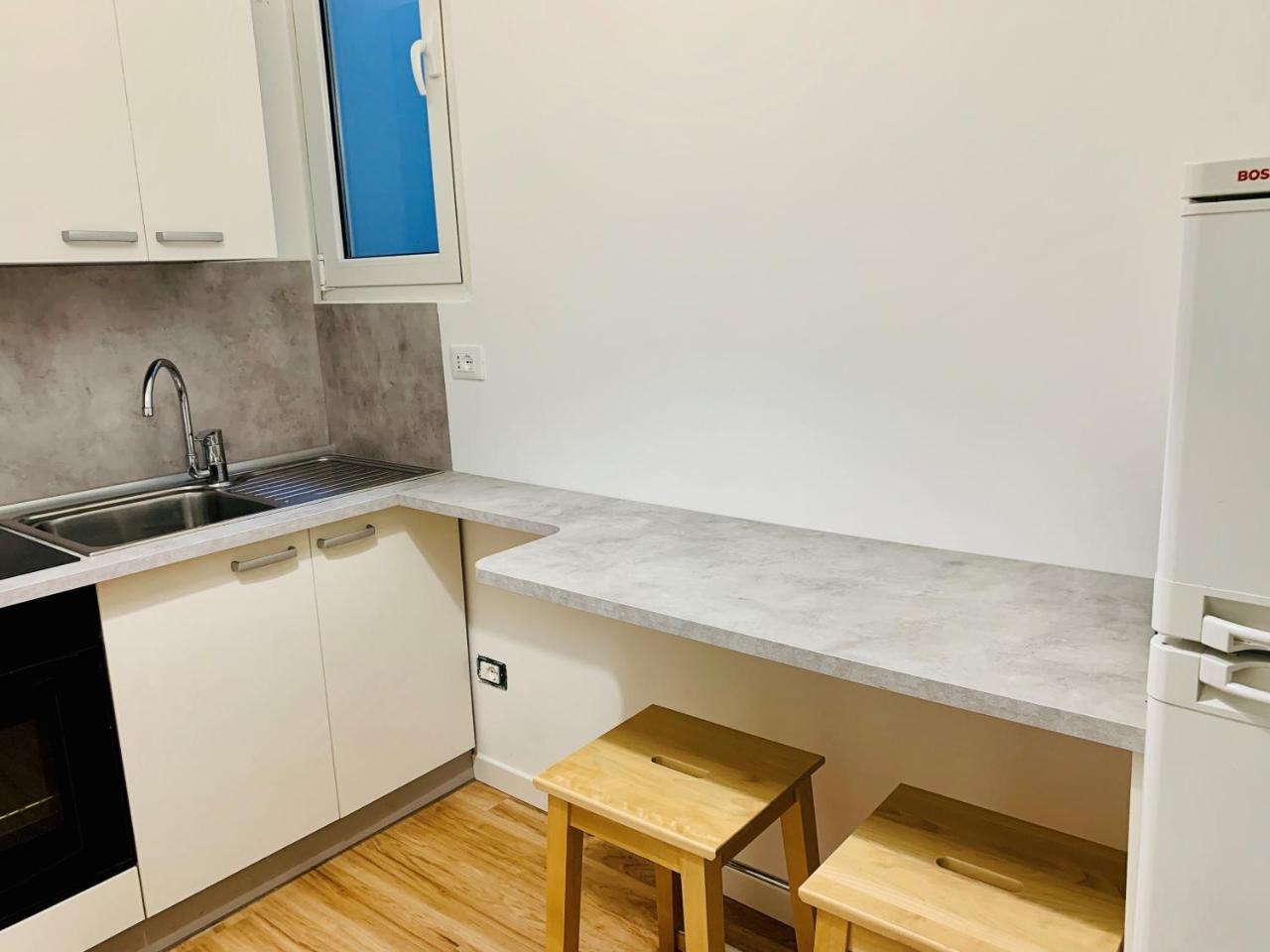Front Lake Apartment باردولينو المظهر الخارجي الصورة