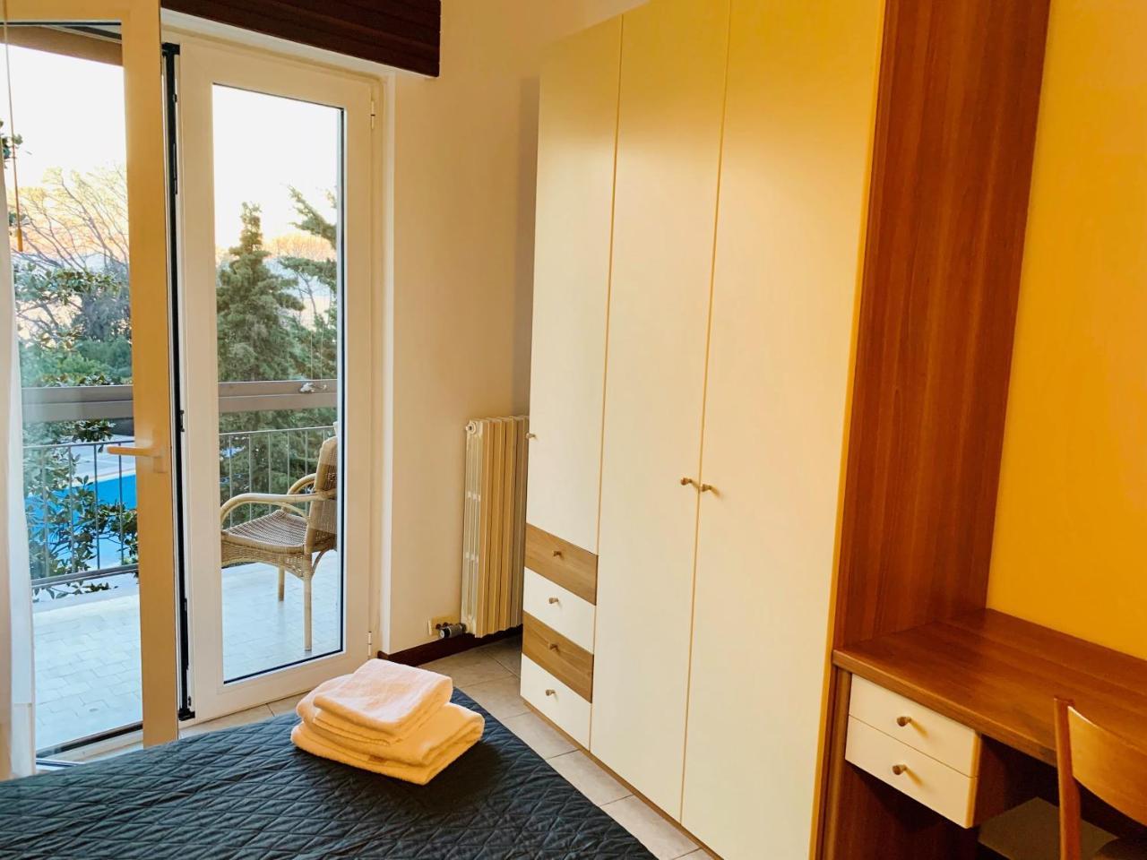 Front Lake Apartment باردولينو المظهر الخارجي الصورة